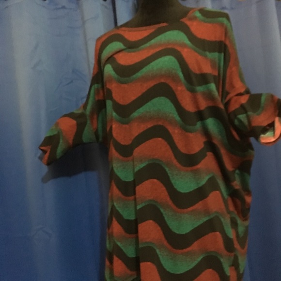 Tunic Top - Picture 2 of 6